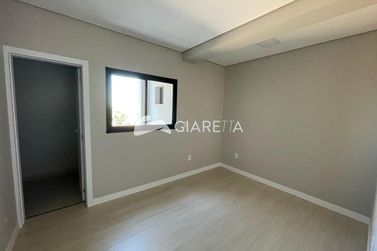 Apartamento &agrave; venda - 130m&sup2; - CENTRO