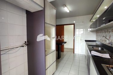 Apartamento para alugar - 105m&sup2; - CENTRO