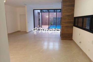 Casa &agrave; venda - 215m&sup2; - Vila Industrial