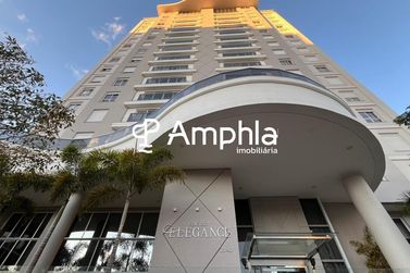 Apartamento &agrave; venda - 136m&sup2; - Centro