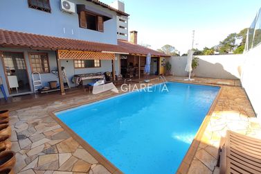 Sobrado &agrave; venda - 246m&sup2; - CENTRO