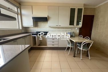 Apartamento &agrave; venda - 259m&sup2; - Centro