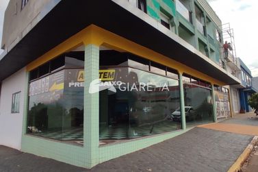 Sala Comercial para alugar - 180m&sup2; - CENTRO