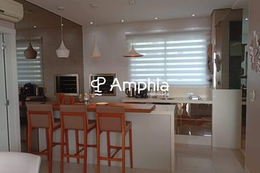 Apartamento &agrave; venda - 135m&sup2; - Centro