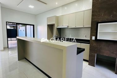 Sobrado &agrave; venda - 110m&sup2; - JARDIM PANCERA