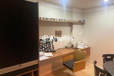 Apartamento &agrave; venda - 236m&sup2; - Centro