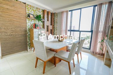 Apartamento &agrave; venda - 131m&sup2; - Centro