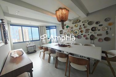 Apartamento &agrave; venda - 700m&sup2; - Centro