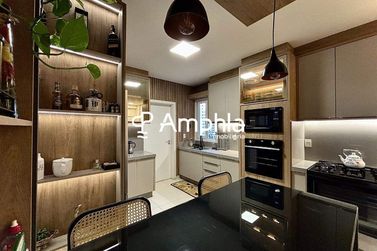 Apartamento &agrave; venda - 231m&sup2; - Centro