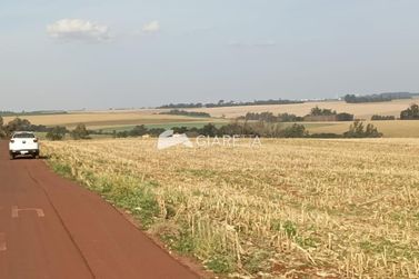 Ch&aacute;cara &agrave; venda - 20166m&sup2; - ZONA RURAL