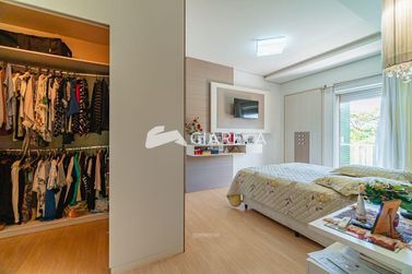 Apartamento &agrave; venda - 197m&sup2; - CENTRO