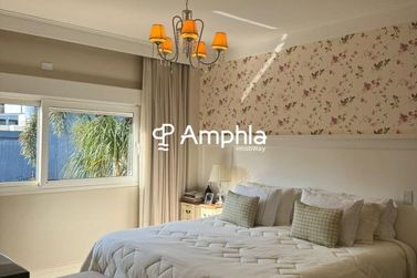 Casa &agrave; venda - 355m&sup2; - Centro