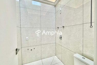 Sobrado &agrave; venda - 217m&sup2; - Recanto Tropical