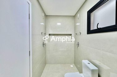 Sobrado &agrave; venda - 217m&sup2; - Recanto Tropical