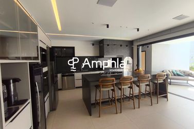 Sobrado &agrave; venda - 400m&sup2; - Recanto Tropical