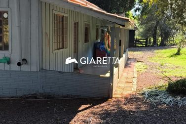 Ch&aacute;cara &agrave; venda - 48400m&sup2; - ZONA RURAL