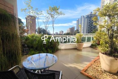 Apartamento &agrave; venda - 230m&sup2; - Centro