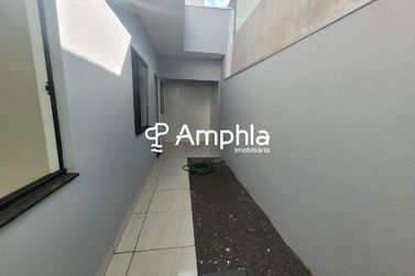 Casa &agrave; venda - 52m&sup2; - Esmeralda