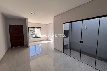 Casa &agrave; venda - 70m&sup2; - JARDIM PINHEIRINHO