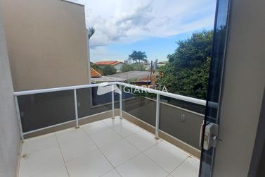 Sobrado para alugar - 120m&sup2; - JARDIM LA SALLE