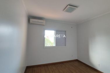 Sobrado para alugar - 147m&sup2; - JARDIM GISELA