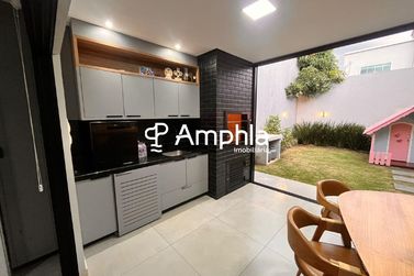 Sobrado &agrave; venda - 142m&sup2; - Canad&aacute;