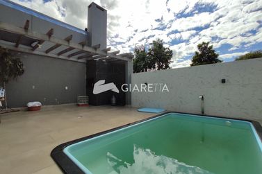 Sobrado &agrave; venda - 225m&sup2; - CENTRO