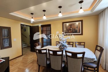 Sobrado &agrave; venda - 286m&sup2; - JARDIM LA SALLE