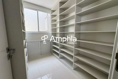Sobrado &agrave; venda - 170m&sup2; - Pioneiros Catarinenses