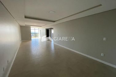 Apartamento &agrave; venda - 130m&sup2; - CENTRO