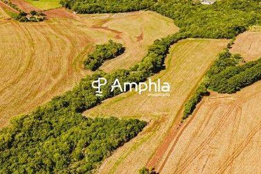 Ch&aacute;cara &agrave; venda - 47640m&sup2; - Linha It&aacute;
