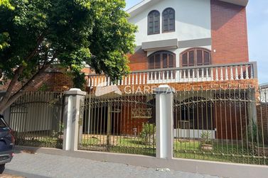 Casa &agrave; venda - 428m&sup2; - VILA INDUSTRIAL