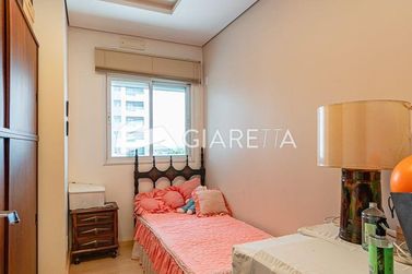 Apartamento &agrave; venda - 197m&sup2; - CENTRO