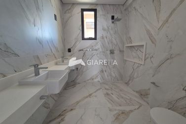 Apartamento &agrave; venda - 175m&sup2; - CENTRO
