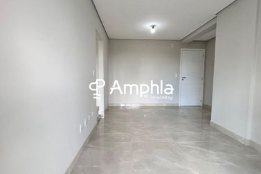 Apartamento &agrave; venda - 60m&sup2; - Centro