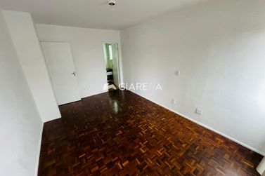 Apartamento para alugar - 50m&sup2; - CENTRO