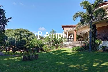 Sobrado &agrave; venda - 630m&sup2; - Regi&atilde;o do Lago