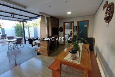 Sobrado &agrave; venda - 180m&sup2; - JARDIM TOCANTINS