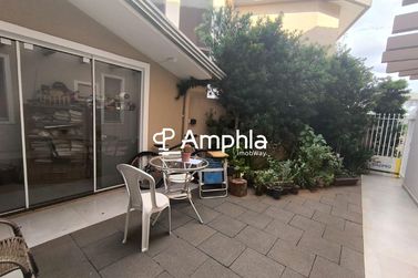 Sobrado &agrave; venda - 216m&sup2; - Parque Verde