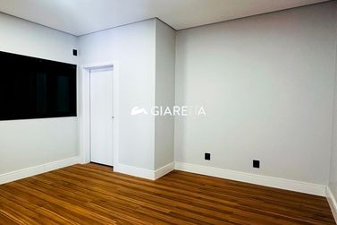 Sobrado &agrave; venda - 245m&sup2; - VILA INDUSTRIAL
