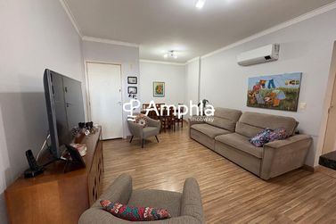 Apartamento &agrave; venda - 85m&sup2; - Centro