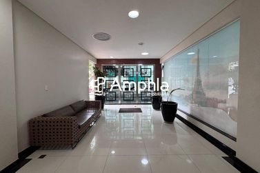 Apartamento &agrave; venda - 60m&sup2; - Centro