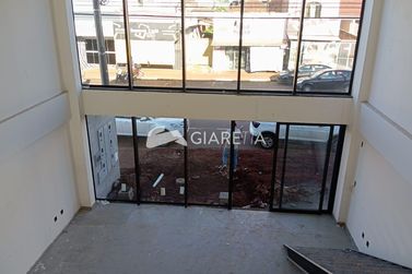 Sala Comercial para alugar - 200m&sup2; - VILA PIONEIRO