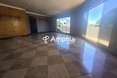 Sala Comercial &agrave; venda - 290m&sup2; - Santa Cruz