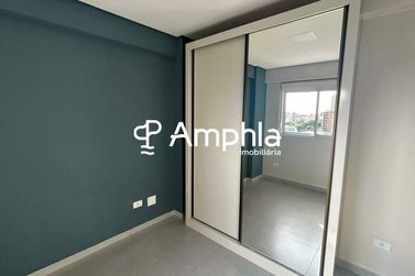 Apartamento &agrave; venda - 65m&sup2; - Centro