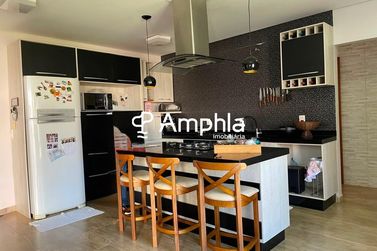 Casa &agrave; venda - 238m&sup2; - Jardim Porto Alegre