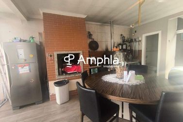 Sobrado &agrave; venda - 190m&sup2; - Santa Cruz