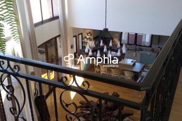 Sobrado &agrave; venda - 630m&sup2; - Regi&atilde;o do Lago