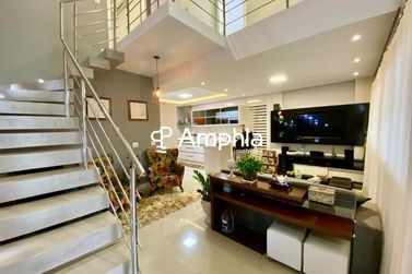 Sobrado &agrave; venda - 173m&sup2; - Recanto Tropical