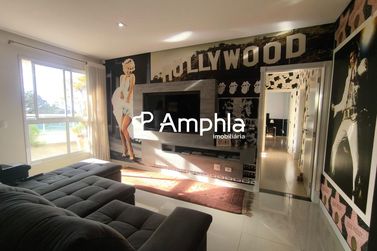Apartamento &agrave; venda - 230m&sup2; - Centro